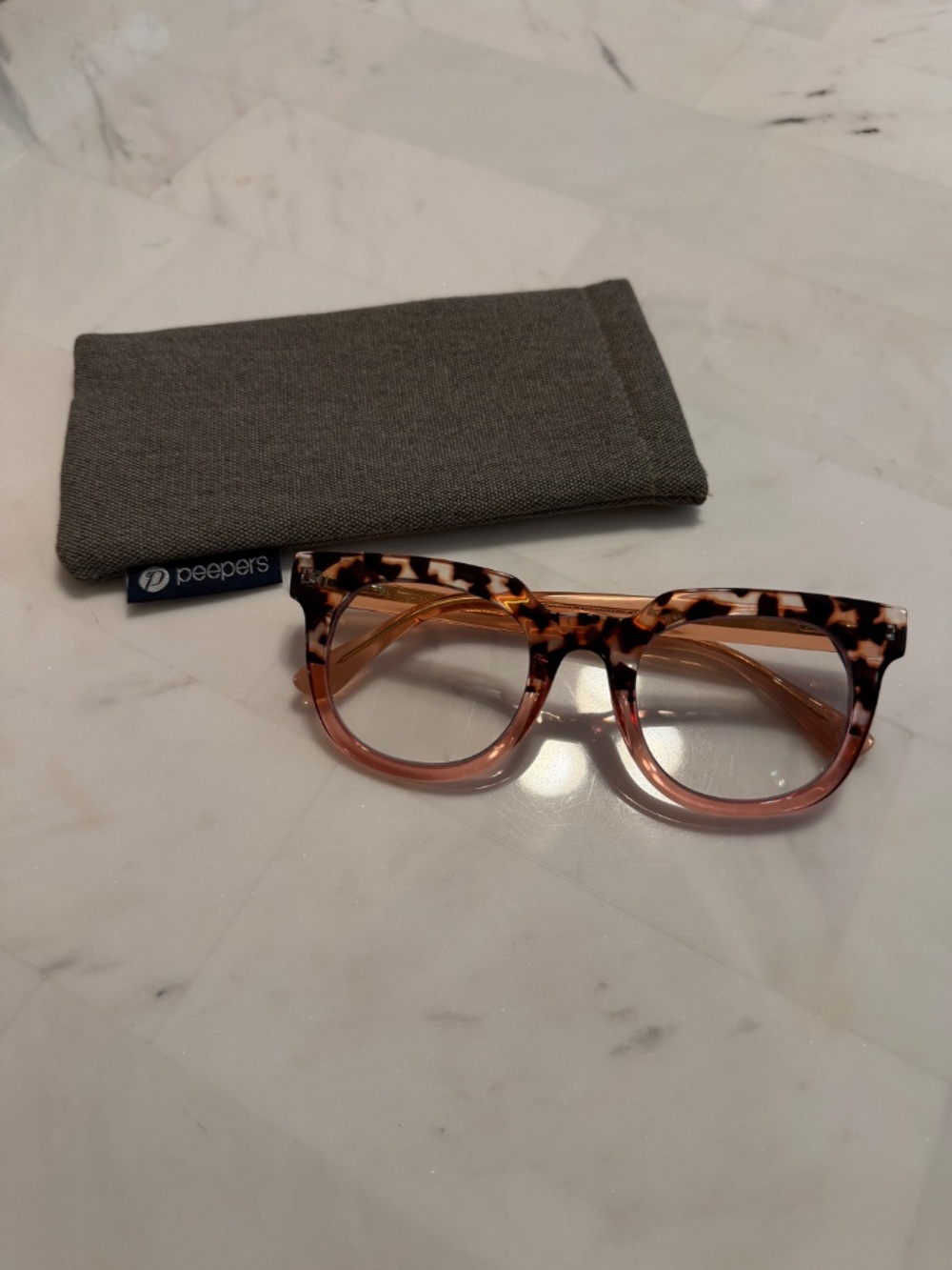 Two Pair of Peepers 1.50 Blue Light Progressive Readers with Cases - Picture 3 of 12